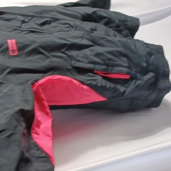 Sno Down Zinger vintage retro ski coat, black & hot pink - Picture 4 of 8